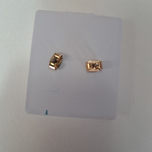 Tiny Opal earrings - Picture 3 of 5